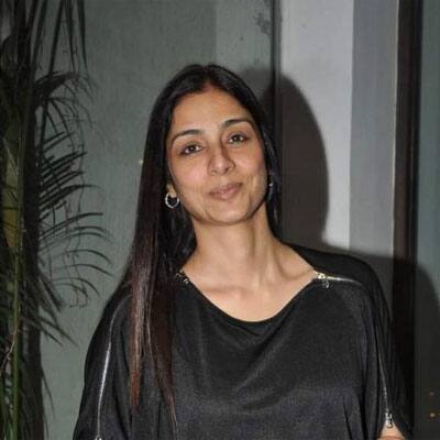 Bollywood’s powerhouse performer Tabu spotted at the special screening of ‘Kashmakash.’