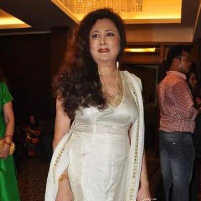  Rajesh Khanna's girlfriend Anita Advani at Meena Kumari bash.