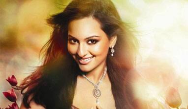 Sonakshi Sinha dazzles as the new brand ambassador of a jewellery brand. 