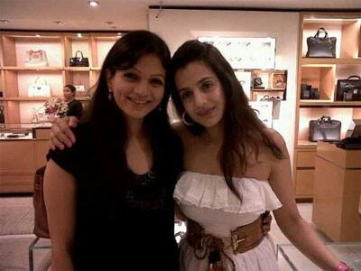 Amisha Patel with TV actress Prachee Shah Pandya at aLouis Vuitton store.