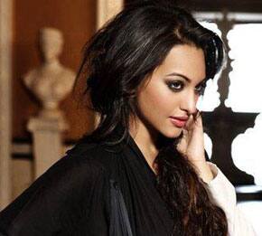 Sonakshi Sinha looks sensous in black.