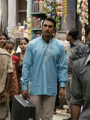 Ranveer Singh in an all blue Lucknavi style in a still from 'Ladies vs Ricky Bahl'.