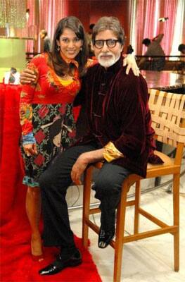 Amitabh Bachchan and Koel Puri pose for a picture during an interview.