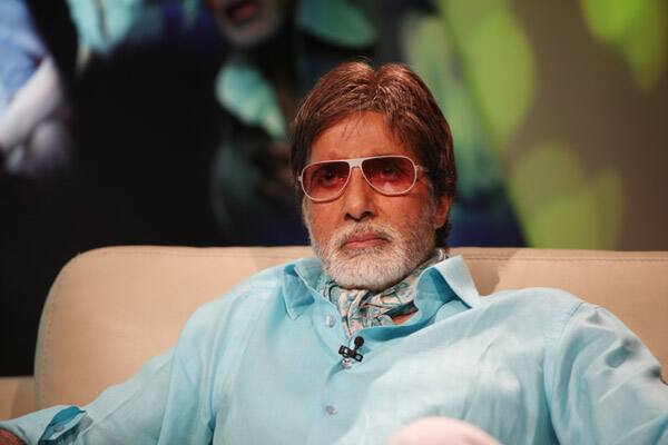 Big B promotes ‘Bbuddah... Hoga Terra Baap’ at Zee News, Noida.