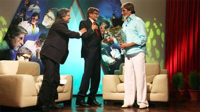 Amitabh Bachchan shares the stage with his lookalike while promoting ‘Bbuddah... Hoga Terra Baap’ at Zee News, Noida.