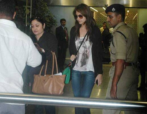 Anushkha Sharma wears a dejected look after being booked for carrying unaccounted jewellery at Mumbai airport.