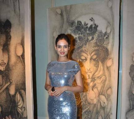 Sonal Chauhan spotted at Rohit Bal's post show bash.