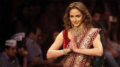 Bollywood actress Esha Deol displays a creation by designers Shyamal and Bhumika during the Lakme Fashion Week in Mumbai.