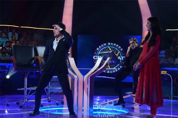 Imran Khan dances to `Sheila Ki Jawani` on the sets of `Kaun Banega Crorepati`. 