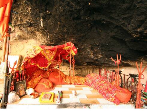 A wider view of the main pindis of Hinglaj Mata.