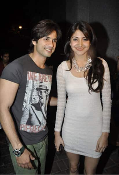 Shahid Kapoor and Anushka Sharma at Imran Khan's party.