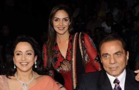 Esha Deol and Hema Malini appear as celebrity judges on 'India's Got Talent'. Dharmendra is a judge of the reality show. 