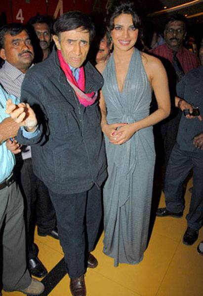 Priyanka Chopra with Dev Anand at the premiere of `Chargesheet`.