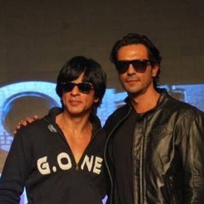 Shahrukh Khan and Arjun Rampal at launch of 'Ra.One' game on Playstation.