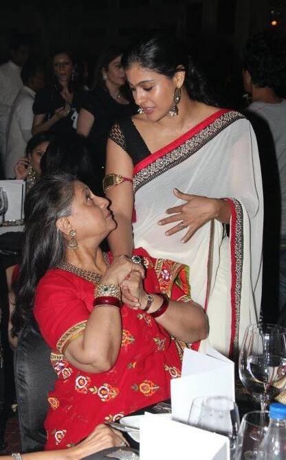 Kajol and Jaya spotted sharing a conversation, a rather intense one at an Award ceremony.