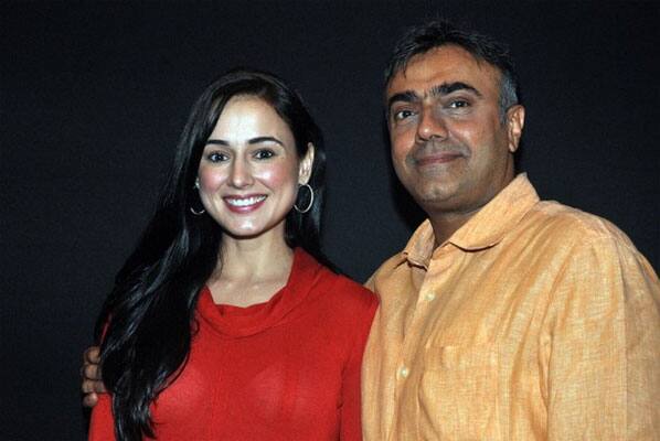 US actress Linda Arsenio  poses with Indian Bollywood actor Rajit Kapur during a press conference held to launch BizTV Network’s forthcoming 3D movie “DAM 999” in Mumbai.