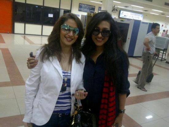 Madhuri Dixit and Rituparna Sengupta meet up.