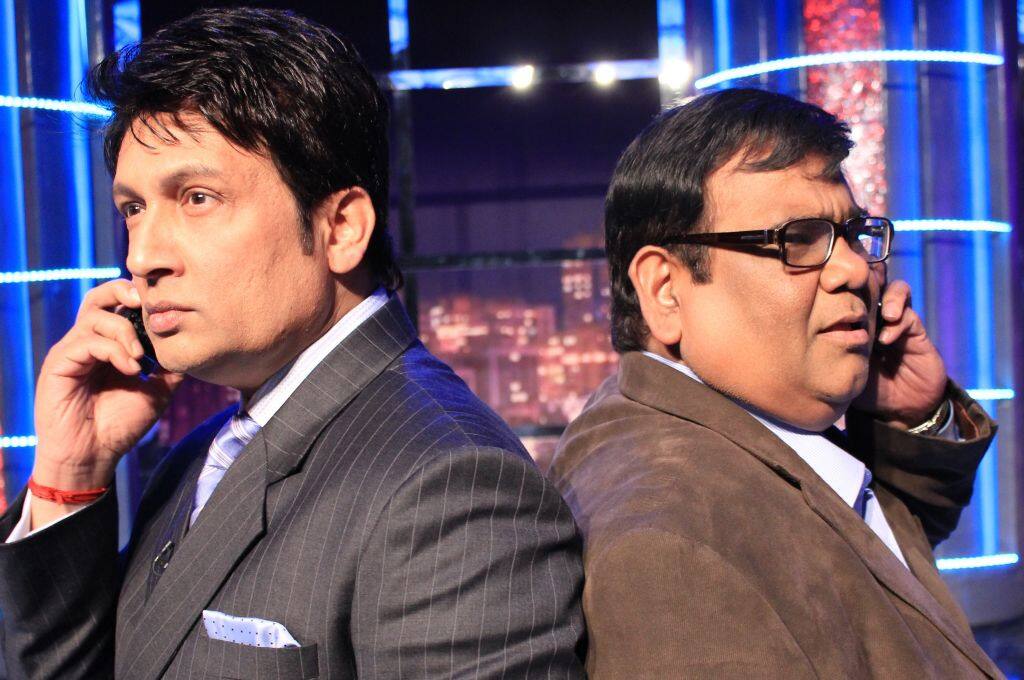 Shekhar Suman with Satish Kaushik on the sets of 'Movers and Shakers'.