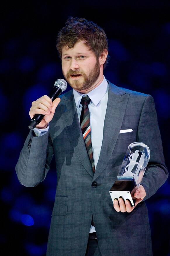 Recording artist Dan Mangan speaks at the Juno Awards.