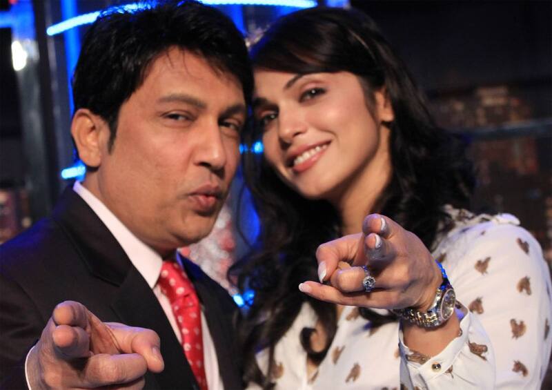 Shekhar Suman with Isha Koppikar on the sets of 'Movers and Shakers'.