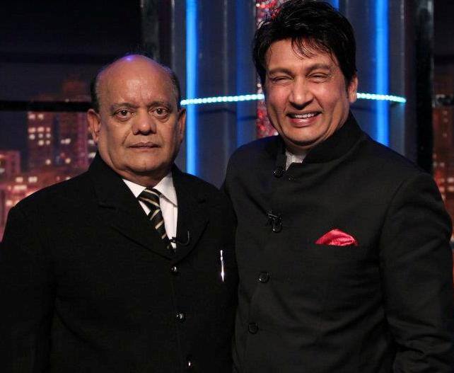 Shekhar Suman with veteran comedian Surendar on the sets of 'Movers and Shakers'.