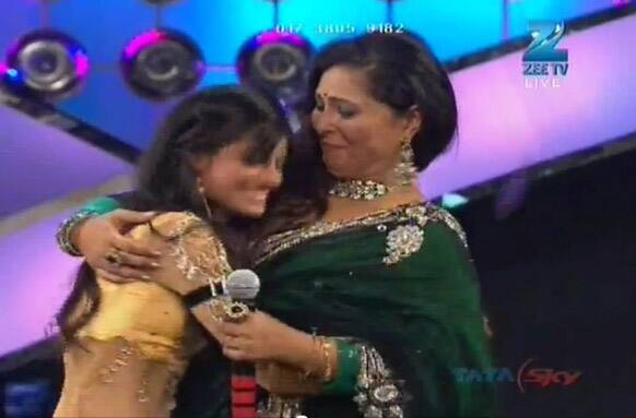 Geeta Maa and her winner contestant Rajasmita Kar.