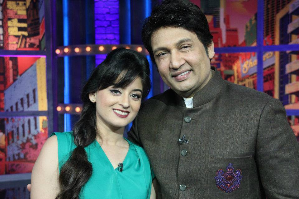 Shekhar Suman with Mahi Vij on the sets of 'Movers and Shakers'.