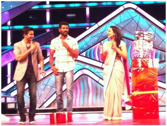 Prabhudeva and Sonakshi Sinha pronmote their film 'Rowdy Rathore' on the sets of Zee TV's 'Dance India Dance Little Masters'.