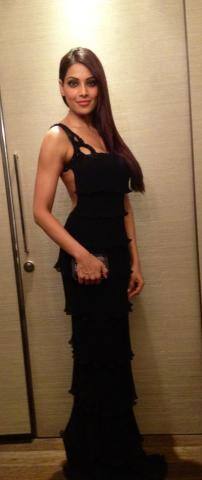 Bipasha Basu looks stunning in black at Karan Johar's birthday bash.