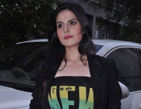 Zarine Khan spotted at the Shankar Ehsaan Loy CPAA concert. 