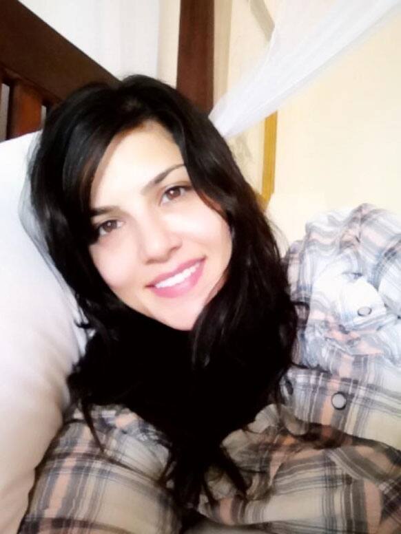 Sunny Leone without make up looks truly beautiful, what say?