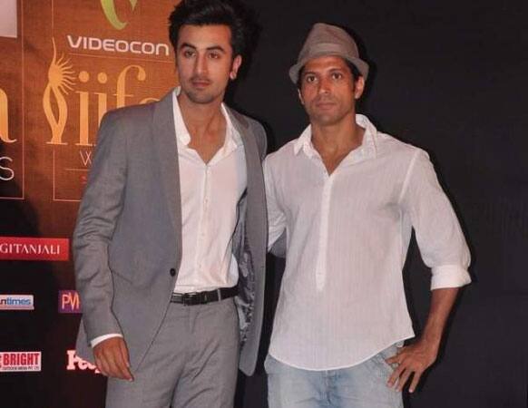 Ranbir Kapoor and Farhan Akhtar share stage at the IIFA Awards 2012 press meet. 