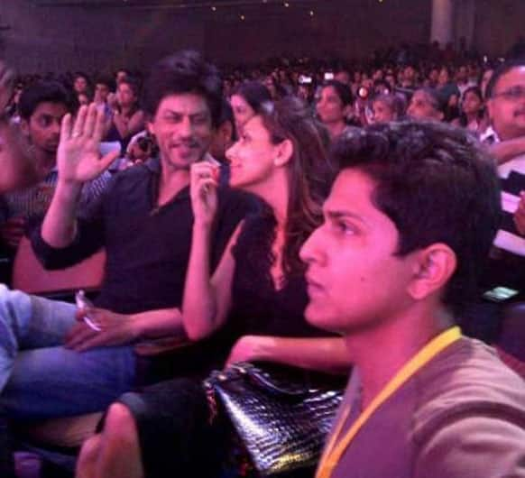 SRK and Gauri at Shiamak Davar's Mumbai Summer Funk Event.