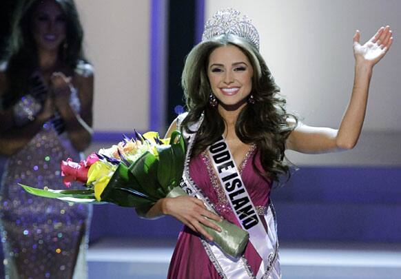 Miss Rhode Island Olivia Culpo waves to the audience after being crowned Miss USA during the 2012 Miss USA pageant.