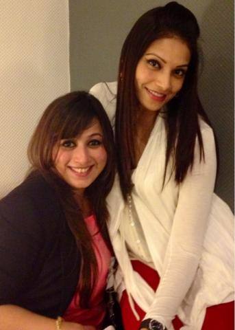 Bipasha Basu posted this pic of hers with a friend on Twitter and wrote, 