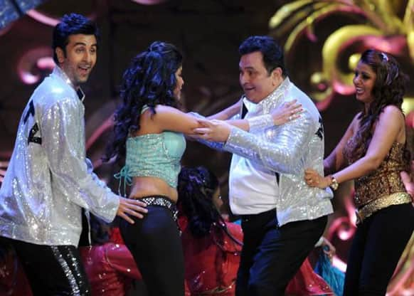 Ranbir Kapoor and Rishi Kapoor performed together on stage for the first time. Needless to say the audience couldn't stop cheering the father-son duo.