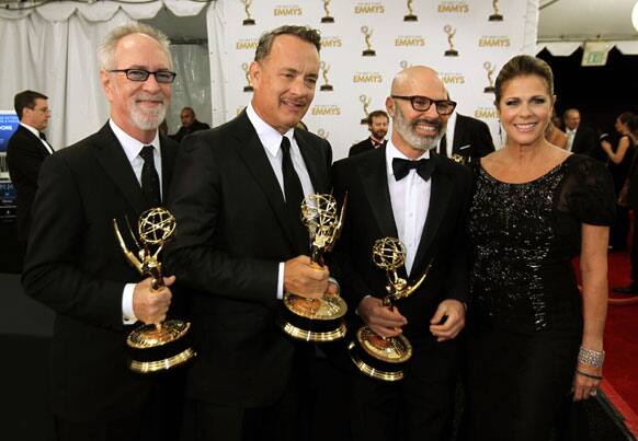 Gary Goetzman, Tom Hanks and Steve Shareshian, winners of the Emmy for Outstanding Miniseries of Movie for 