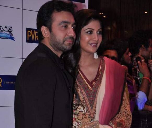 Shilpa Shetty and Raj Kundra at the 'English Vinglish' premiere. Pic Courtesy: Pinkvilla.