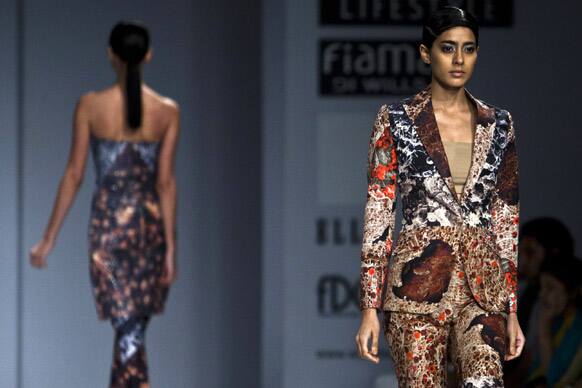 Models display creations by Ashish N Soni during the Wills Lifestyle India Fashion Week in New Delhi.