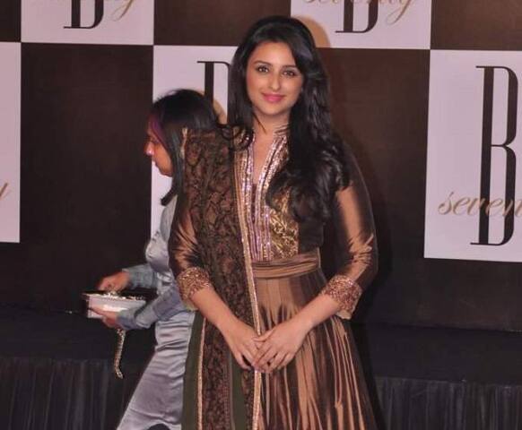 Parineeti Chopra came solo dressed in a Manish Malhotra ensemble for the party.