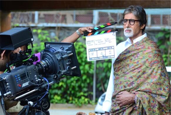 Amitabh Bachchan posted this pic on his Facebook page and wrote,