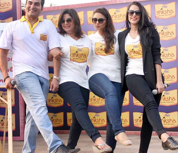 Actors Arbaaz Khan, Farah Khan, Huma Qureshi and Neha Dhupia promote the cause of Proctor & Gamble titled Shiksha at a rally in Mumbai. The tag line of the campaign is ‘Padhega India toh Badhega India’ and it aims to promote education for the underprivileged.