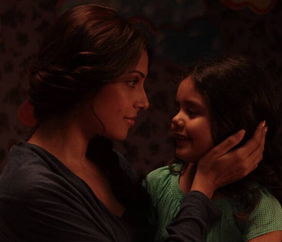 Here's a brand new still from the film 'Aatma'. It stars Bipasha Basu and Nawazuddin Siddiqui in pivotal roles.