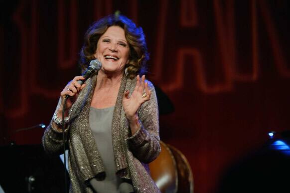Actress Linda Lavin performing at the third annual