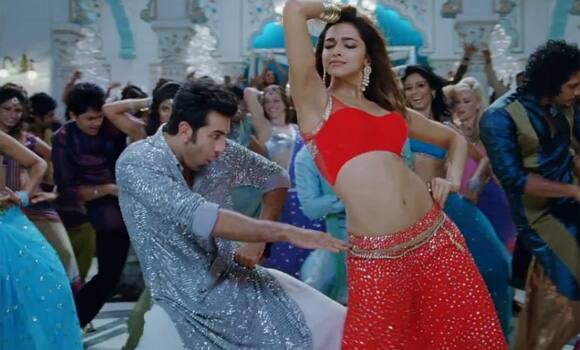 During the duo`s earlier 2008 release ‘Bachna Ae Haseeno’, Deepika had got ‘RK’ inked on the nape of her neck. At that time, she was dating Ranbir.