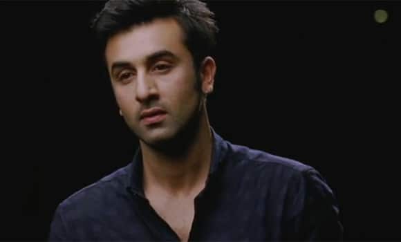 Make-up man Hemant Naik, who was injured on the sets of Ranbir Kapoor’s ‘Yeh Jawaani Hai Deewani’. Apparently, Ranbir stalled the shoot to take the injured make-up artist to the nearest hospital.