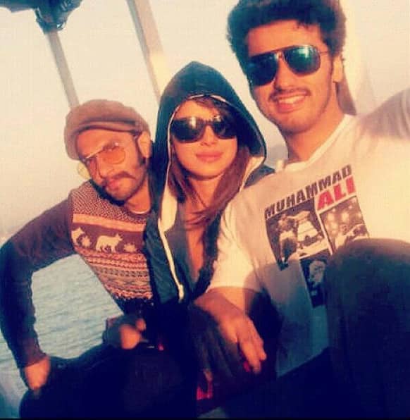 Ranveer Singh, Priyanka Chopra and Arjun Kapoor pose for the camera in between 'Gunday' shots!