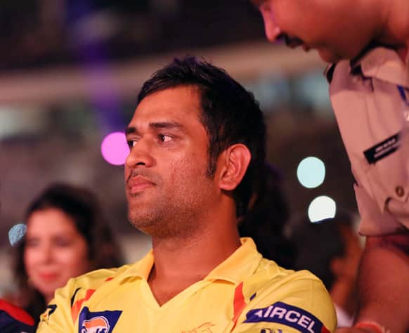 MS Dhoni sitting in a serious mood. Image courtesy: Ravi Shanker Tulsan/Red Chillies Entertainments