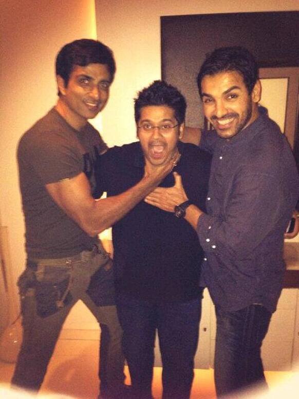 Sonu Sood, Milap Zaveri and John Abraham strike a playful pose at the success party of 'Shootout At Wadala'.