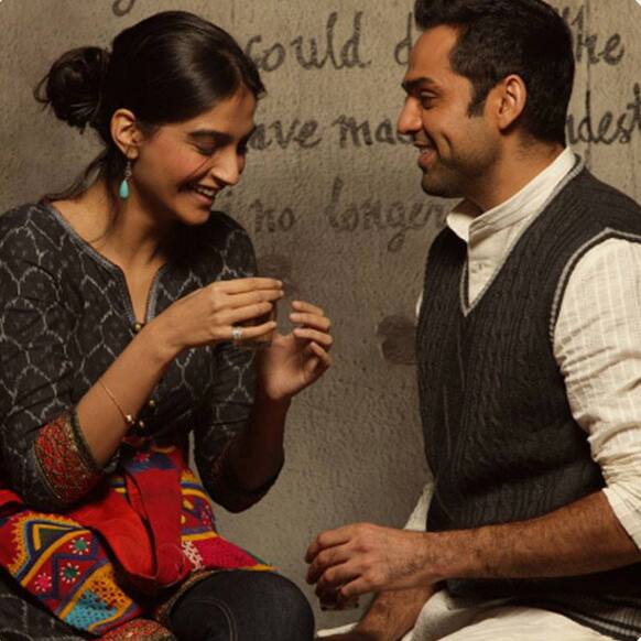 Sonam Kapoor and Abhay Deol in a still from 'Raanjhanaa'.